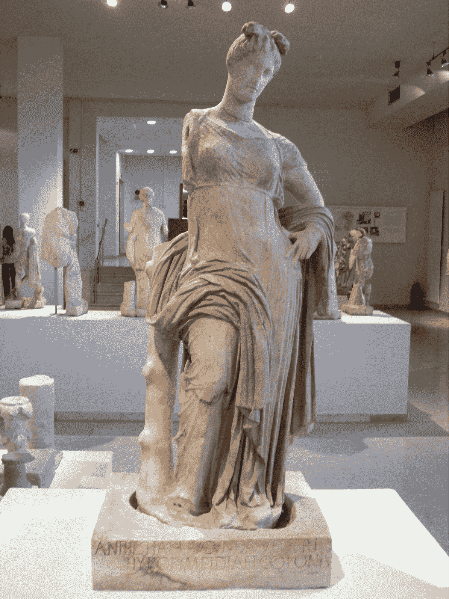 aphrodite-god-of-beauty-museum